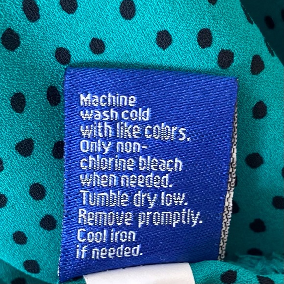 🟣 Apt. 9 Polka Dot Button Down Blouse - Picture 7 of 8